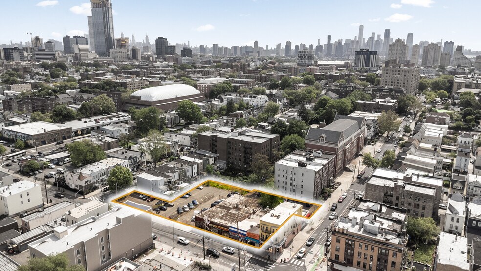 772 Westside Ave, Jersey City, NJ à vendre - Photo de l’immeuble – Image 3 sur 6