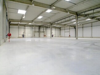 Plus de détails pour Industriel/Logistique à louer