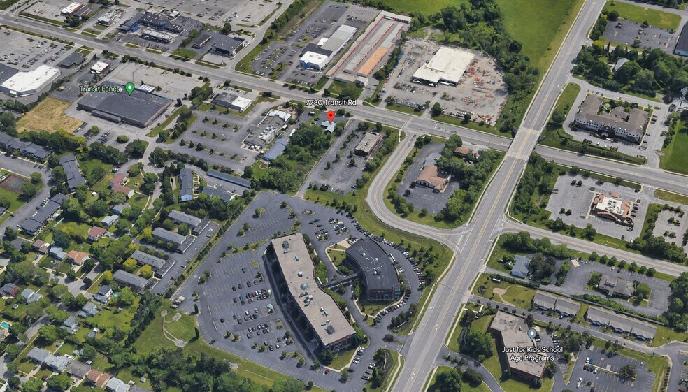 7780 Transit Rd, Buffalo, NY à louer - Photo de l’immeuble – Image 2 sur 3