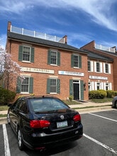 10525 Braddock Rd, Fairfax, VA à louer Photo de l’immeuble– Image 1 sur 13