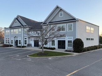 Plus de détails pour 190 Laurel Rd, East Northport, NY - Bureau à vendre