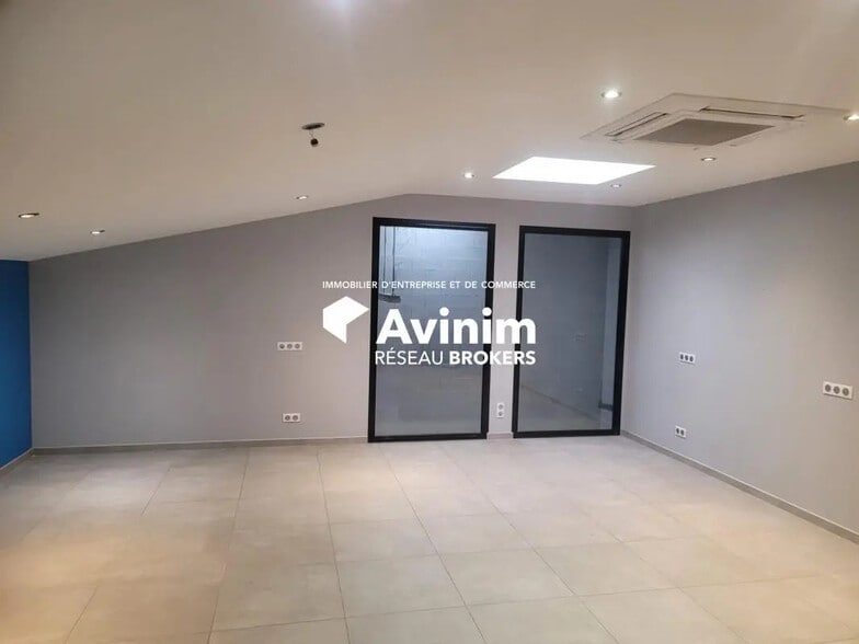 Local d’activités dans La Motte-Servolex à louer - Photo intérieure – Image 2 sur 4