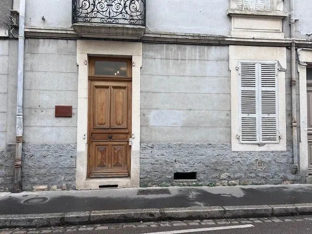Bureau dans Chalon-sur-Saône à louer - Photo de l’immeuble – Image 2 sur 3