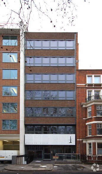 34 Red Lion Sq, Londres à louer - Photo principale – Image 2 sur 3