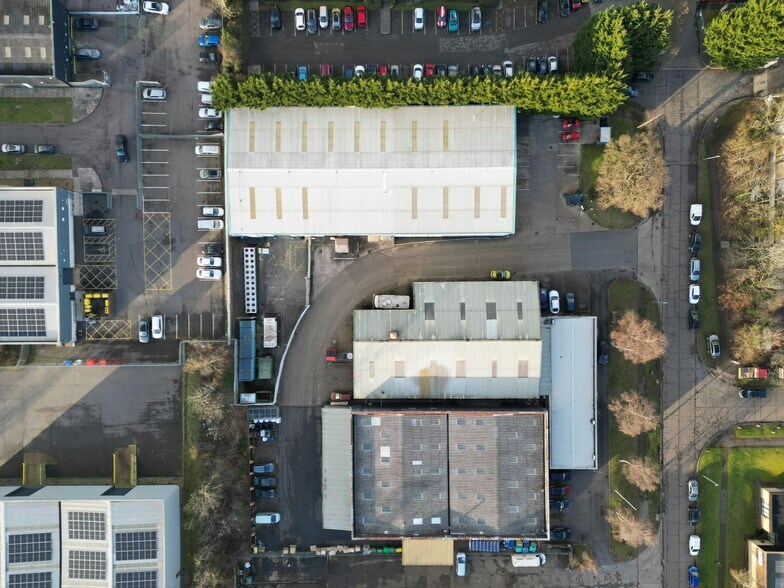 North Portway Close, Northampton à louer - Photo de l’immeuble – Image 2 sur 6