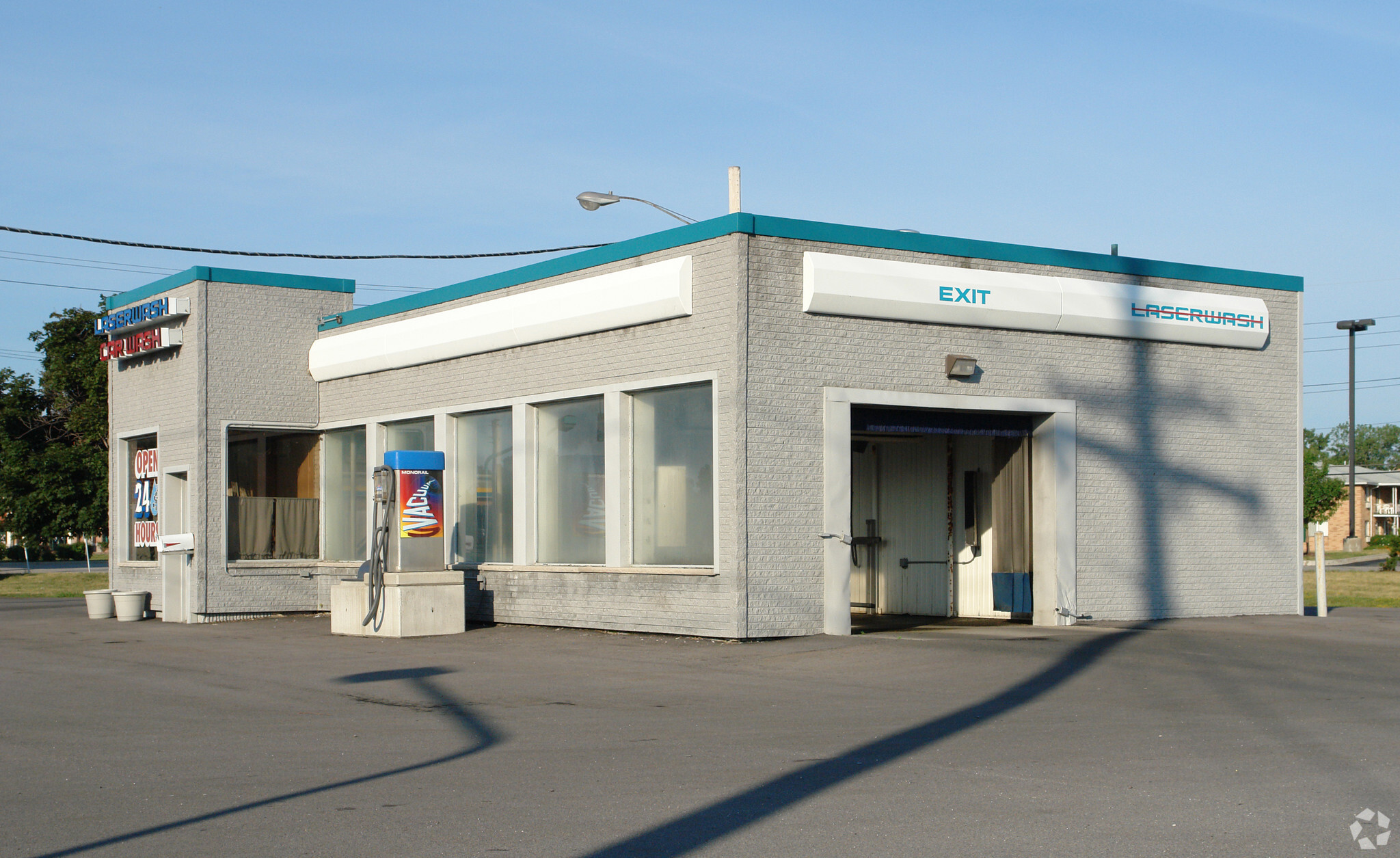 1875 Empire Blvd, Webster, NY à vendre Photo principale– Image 1 sur 3