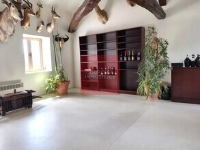 1 Avenue De La République, Houdan à louer Photo intérieure– Image 2 sur 13