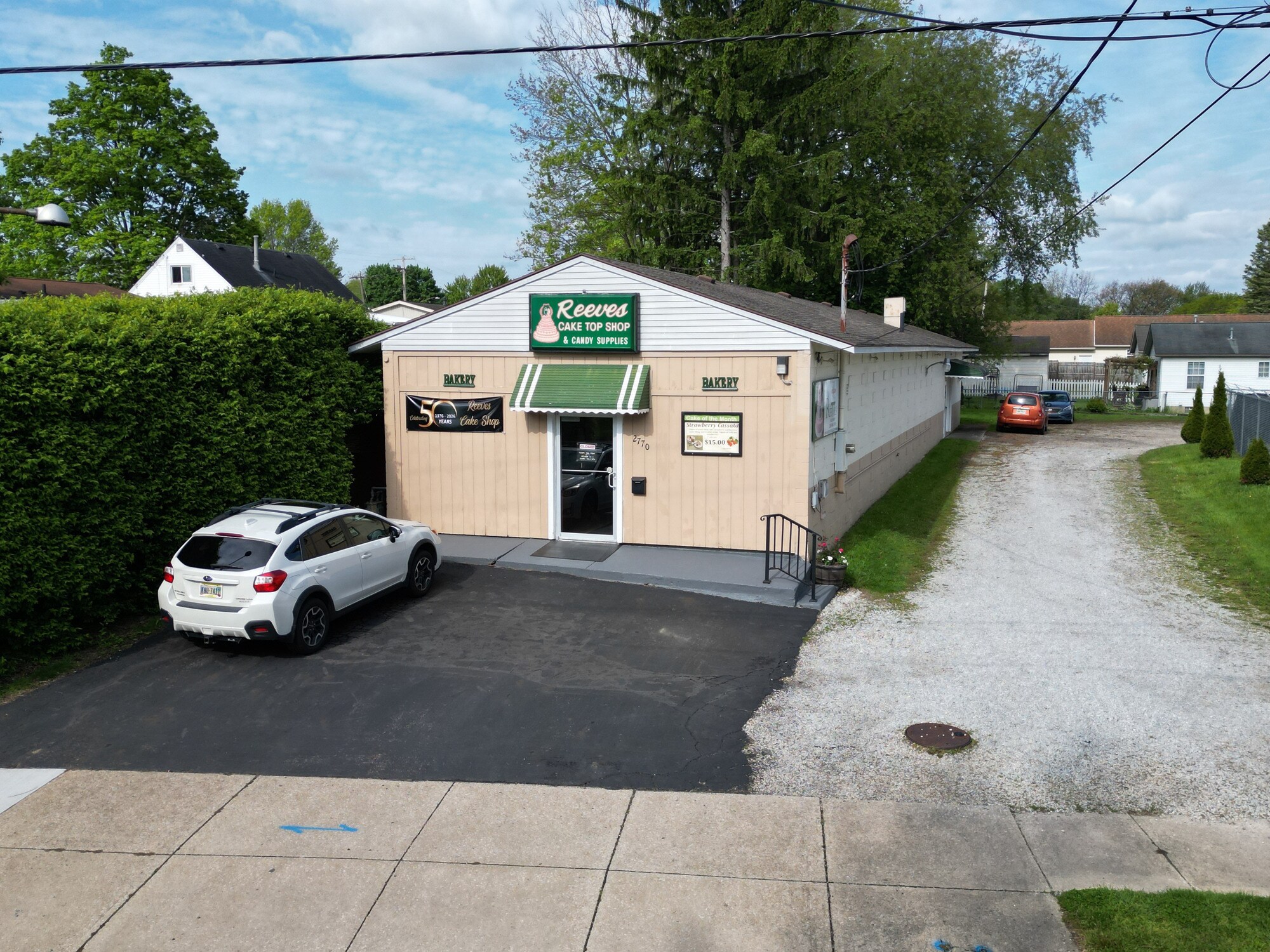 2770 Cory Ave, Akron, OH à vendre Photo principale– Image 1 sur 16