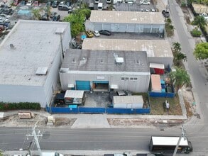 5751 Dawson St, Hollywood, FL à louer Photo intérieure– Image 2 sur 26