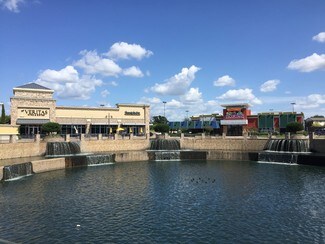 Plus de détails pour 800 University Dr E, College Station, TX - Local commercial à louer