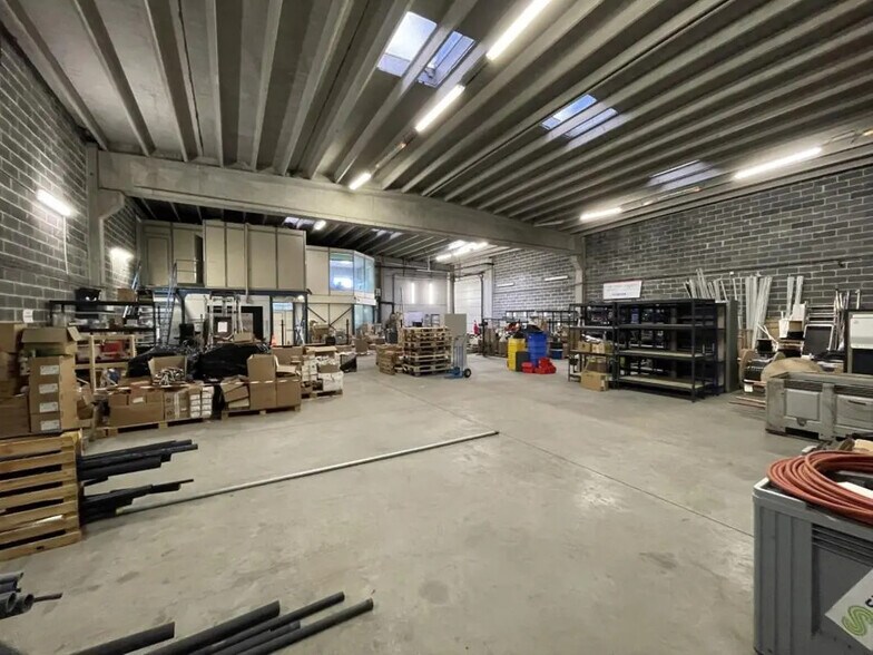 Local d’activités dans Fretin à louer - Photo intérieure – Image 3 sur 20