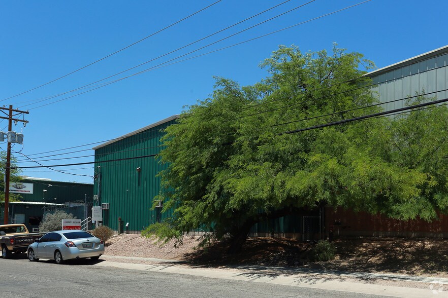 576 W Ventura St, Tucson, AZ à vendre - Photo de l’immeuble – Image 3 sur 80