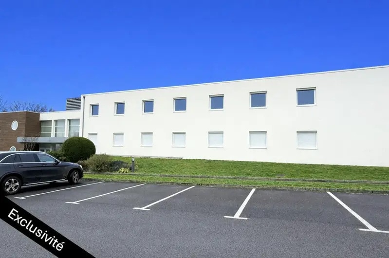 Bureau dans Vannes à vendre - Photo de l’immeuble – Image 2 sur 4