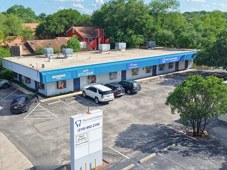 11719-11725 Whisper Valley St, San Antonio, TX à louer - Photo de l’immeuble – Image 1 sur 21
