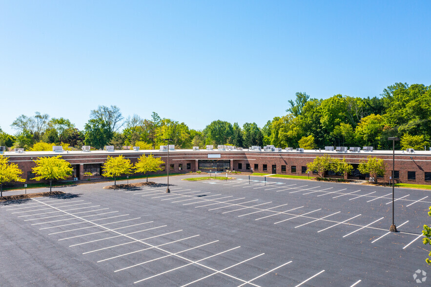 500 Enterprise Dr, Horsham, PA à louer - Photo de l’immeuble – Image 3 sur 6