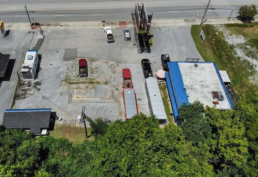 2016 & 2014 Dayton Blvd, RedBank,TN portefeuille de 2 biens à vendre sur LoopNet.fr - Photo de l’immeuble – Image 2 sur 23