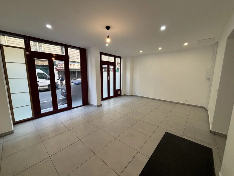 41 Rue Simart, Paris à louer - Photo intérieure – Image 3 sur 13