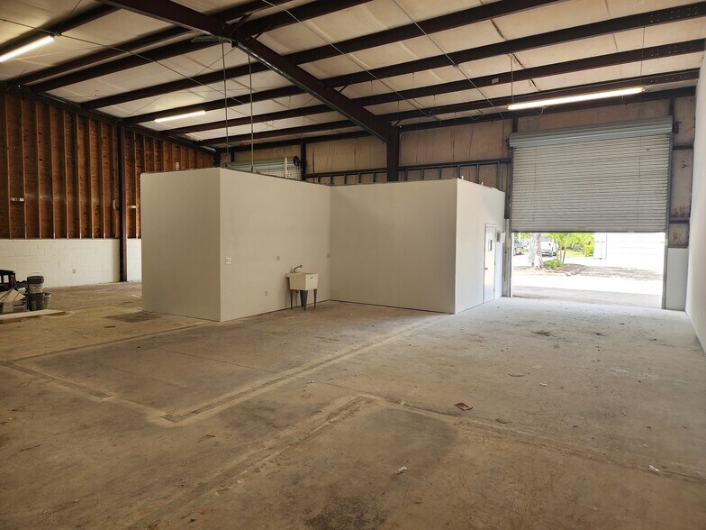 460 NW Concourse Pl, Port Saint Lucie, FL à louer - Photo intérieure – Image 3 sur 9
