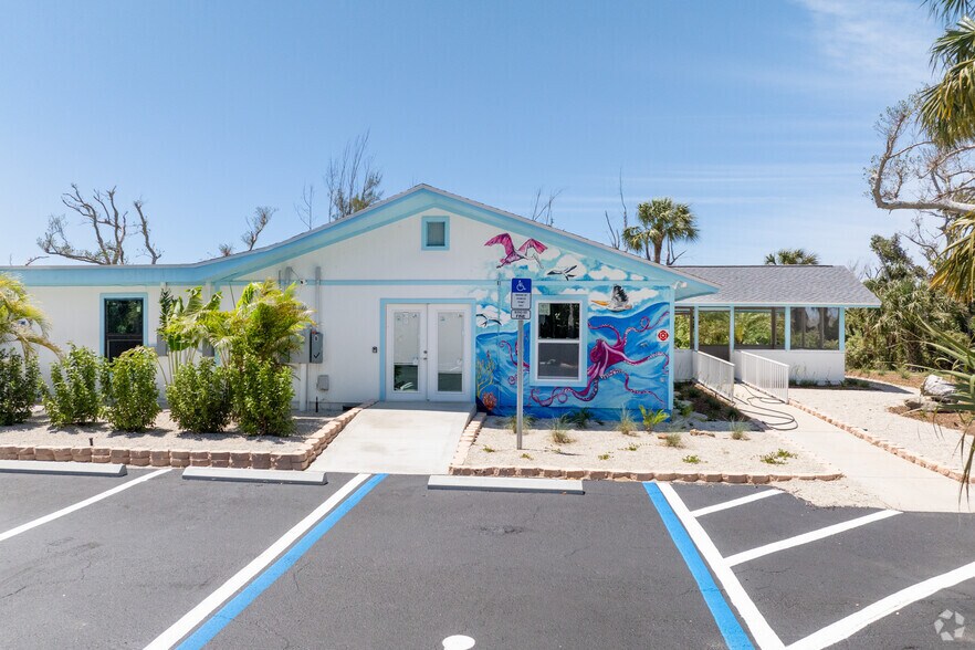 4301 Sanibel Captiva Rd, Sanibel, FL à louer - Photo de l’immeuble – Image 2 sur 7