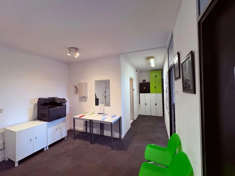 Bureau dans Orvault à louer - Photo de l’immeuble – Image 3 sur 13