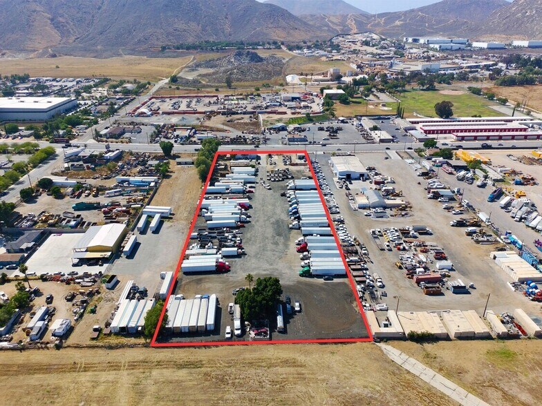 2550 Rubidoux Blvd, Jurupa Valley, CA à vendre - Photo de l’immeuble – Image 2 sur 11