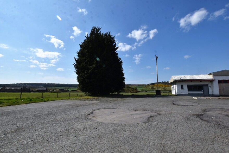 Stirling Rd, Denny à louer - Photo principale – Image 1 sur 2