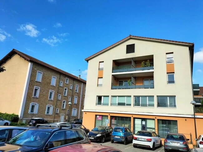 Plus de détails pour 756 Rue Edouard Herriot, Jassans-Riottier - Bureau à vendre