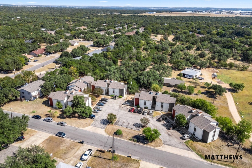 3707 Buffalo Springs Trl, Georgetown, TX à vendre - Photo de l’immeuble – Image 2 sur 3