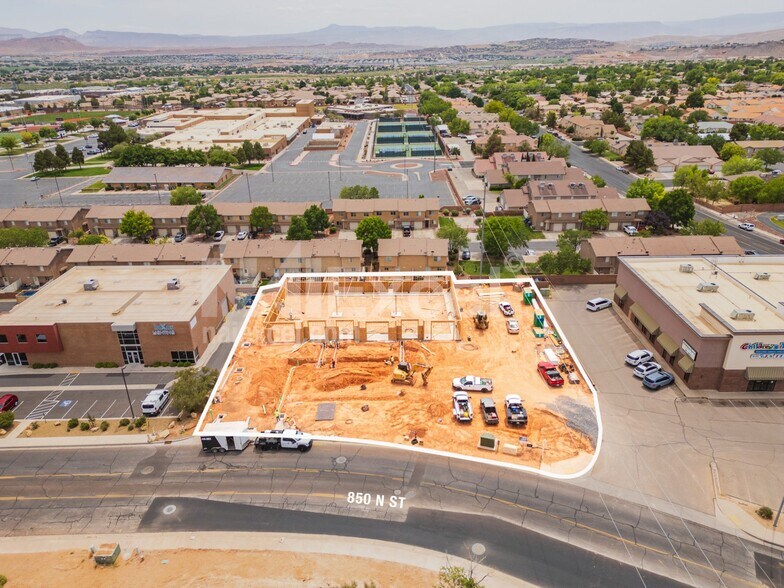 Approx E 850 N st, St George, UT à louer - Photo de l’immeuble – Image 2 sur 6