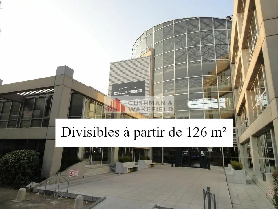 Bureau dans Nîmes à louer Photo de l’immeuble– Image 1 sur 6