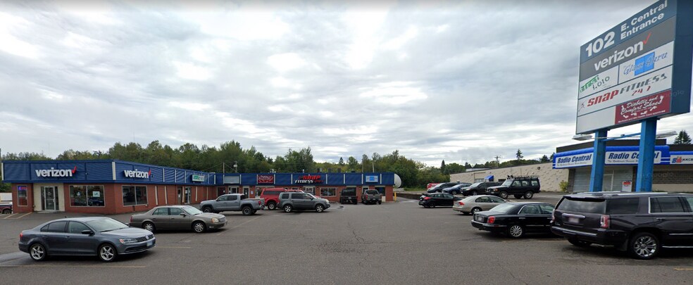 102 Central Entrance E, Duluth, MN à louer - Photo de l’immeuble – Image 1 sur 5