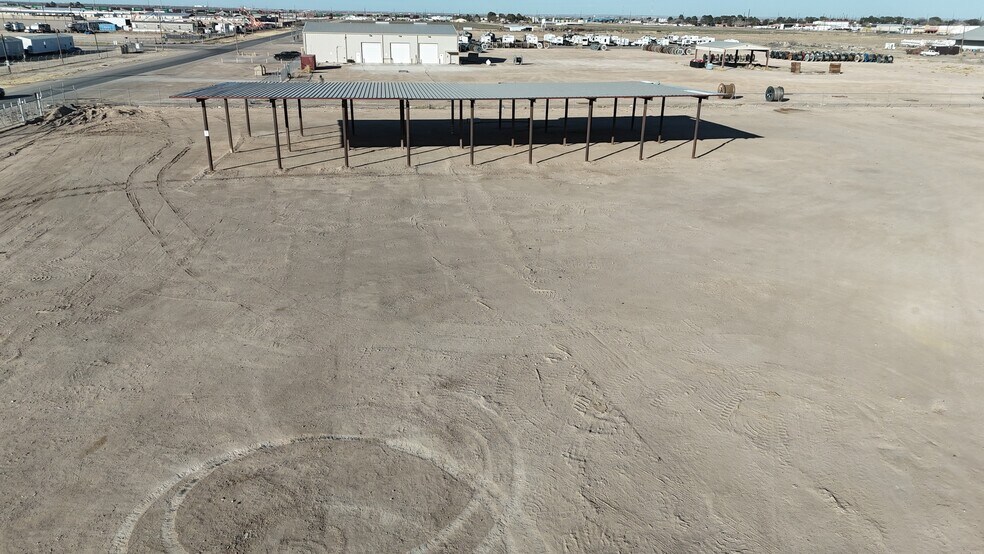 2086 Oil Mill Rd, Pecos, TX à louer - Photo de l’immeuble – Image 2 sur 32
