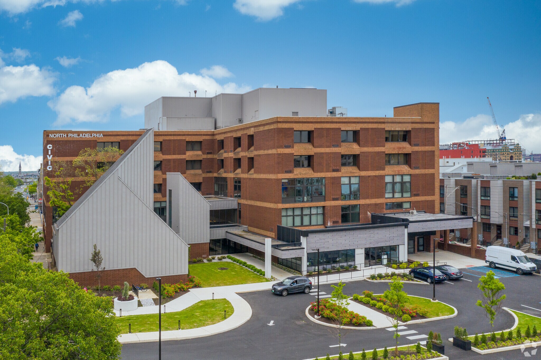 1600-1650 W Girard Ave, Philadelphia, PA à louer Photo principale– Image 1 sur 51