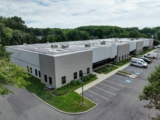 Plus de détails pour 201 Commerce Dr, Moorestown, NJ - Industriel/Logistique à louer