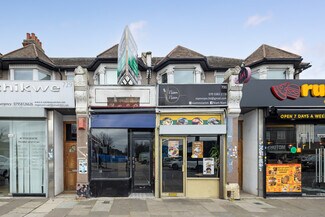 Plus de détails pour 731 High Rd, Ilford - Local commercial à louer