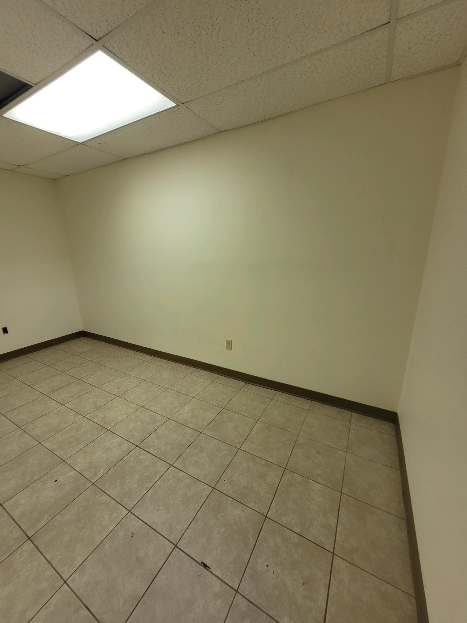 202 N Loop 1604 W, San Antonio, TX à louer Photo intérieure– Image 1 sur 4