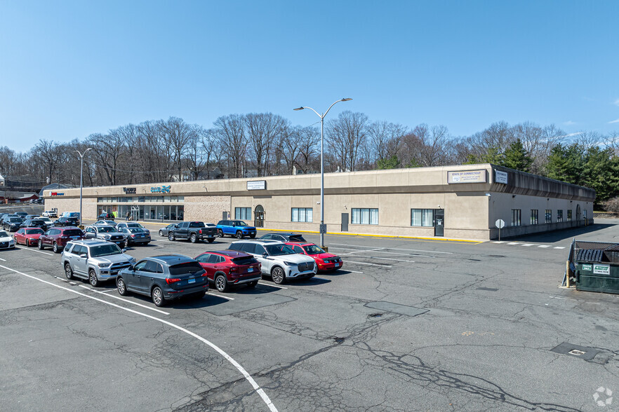 645-653 S Main St, Middletown, CT à vendre - Photo principale – Image 1 sur 8