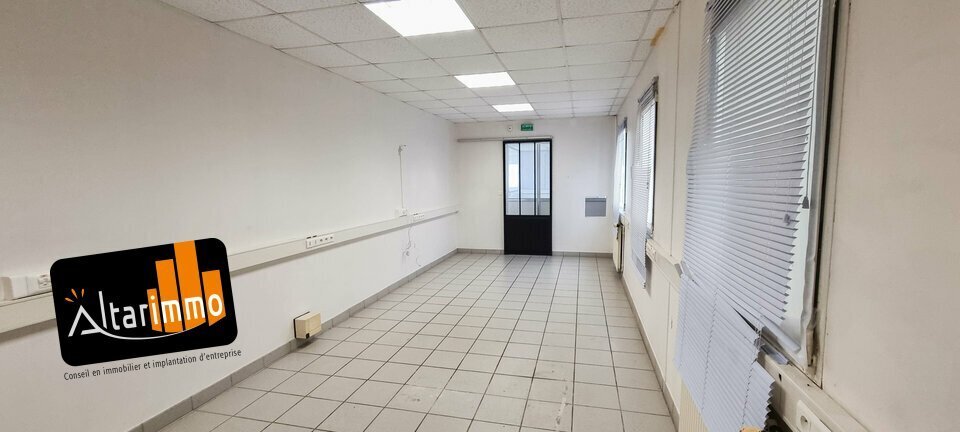 Bureau dans Brou à vendre - Photo intérieure – Image 3 sur 5
