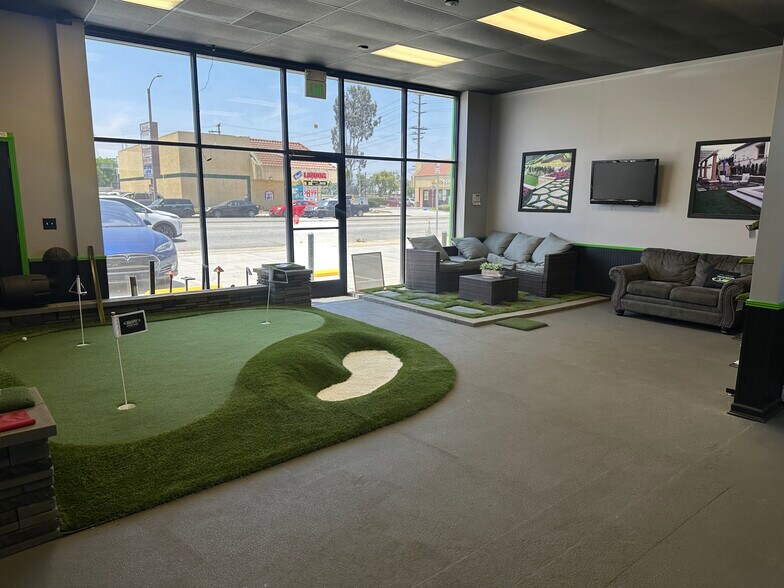 433 W Arrow Hwy, Glendora, CA à louer - Photo intérieure – Image 3 sur 6