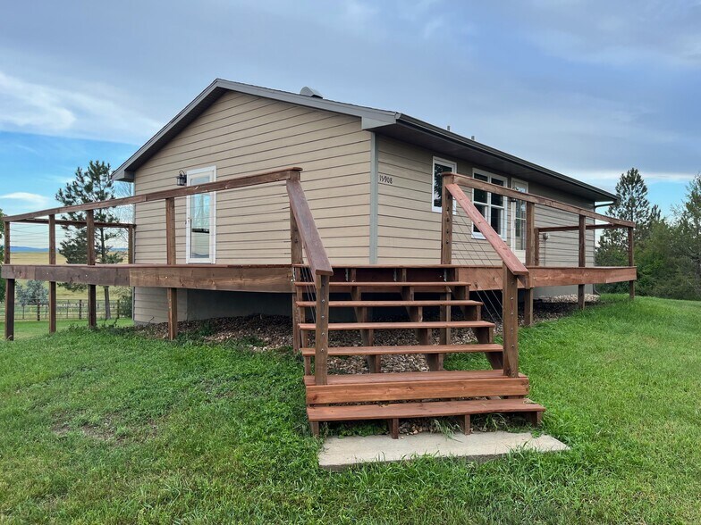 19908 Bear Butte Rd, Whitewood, SD à vendre - Photo de l’immeuble – Image 3 sur 27