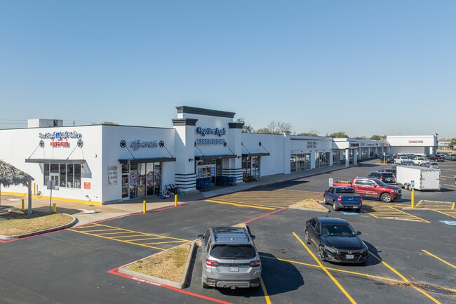 Plus de détails pour 3216-3254 E Broadway St, Pearland, TX - Local commercial à louer