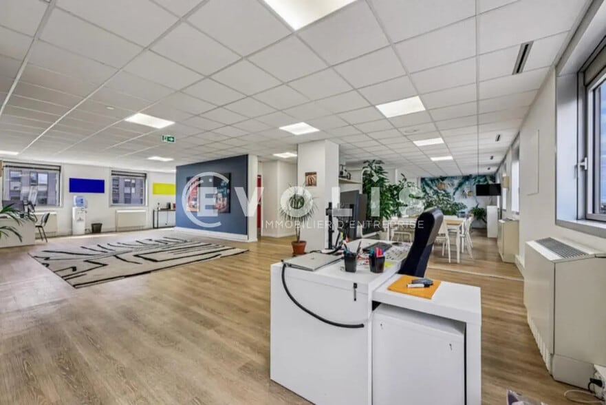 Bureau dans Noisy-le-Grand à louer - Photo intérieure – Image 2 sur 13