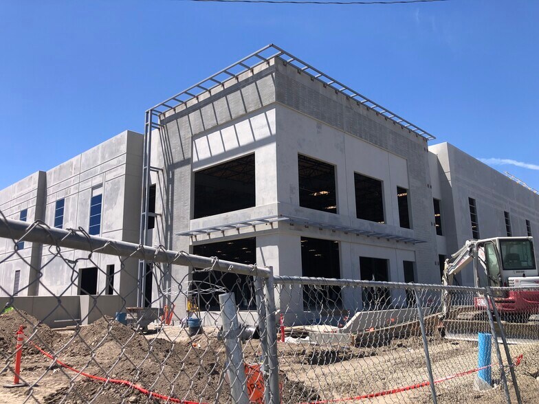 14940 Proctor Ave, City Of Industry, CA à louer - Photo de l’immeuble – Image 3 sur 8