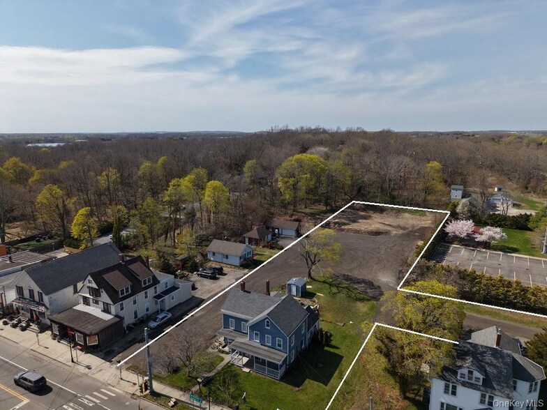 1578 Main Rd, Jamesport, NY à vendre - Photo de l’immeuble – Image 1 sur 4