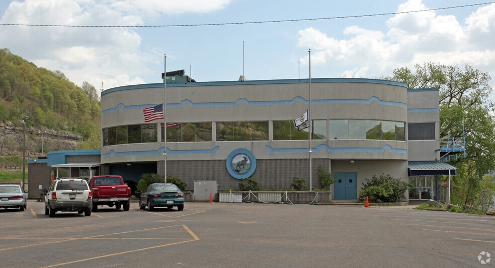 2805 Kanawha Blvd E, Charleston, WV à louer - Photo principale – Image 1 sur 14