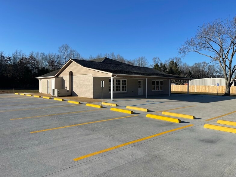 2545 Highway 43 S, Leoma, TN à vendre - Photo de l’immeuble – Image 3 sur 15