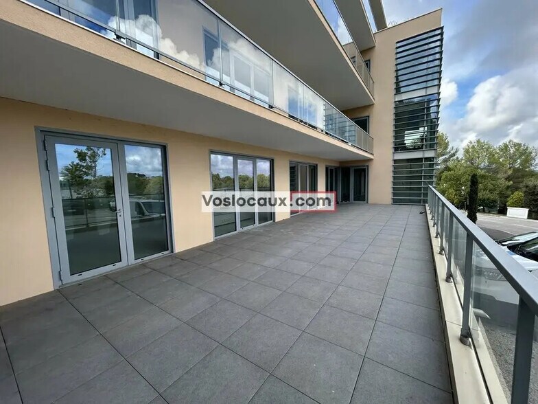 Local commercial dans Biot à louer - Photo de l’immeuble – Image 3 sur 5