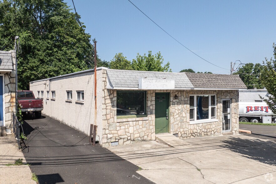Limekiln Pike Assets portefeuille de 2 biens à vendre sur LoopNet.fr - Photo principale – Image 1 sur 2