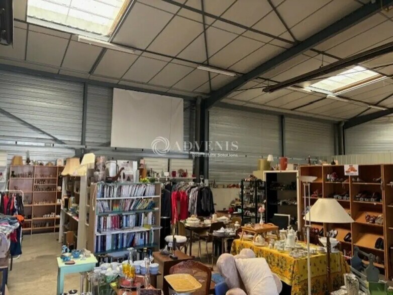 Local d’activités dans Blois à louer - Photo de l’immeuble – Image 3 sur 5