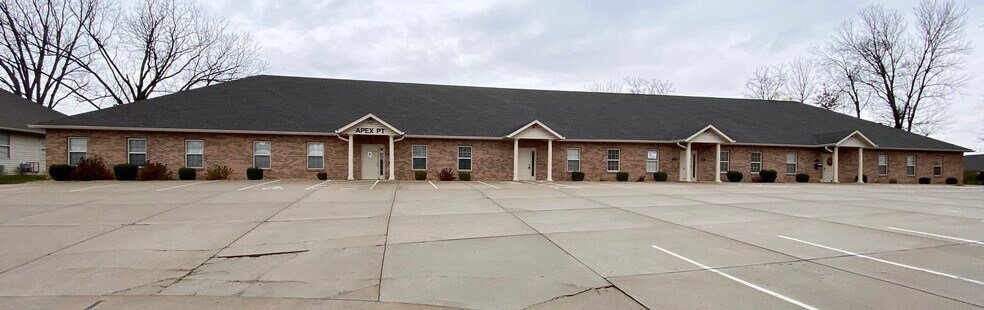 144 Lincoln Place Ct, Belleville, IL à louer - Photo de l’immeuble – Image 1 sur 8